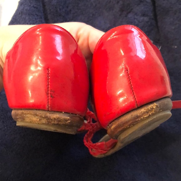 Chanel red patent sandals size 36 - Picture 6 of 8